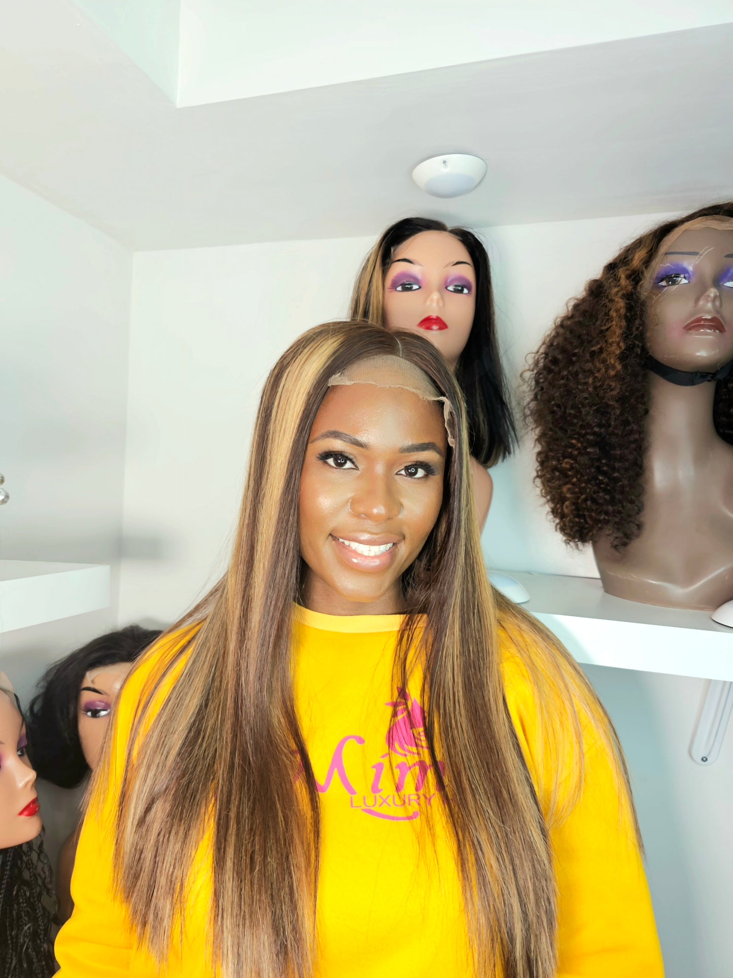 Two- tone raw straight hair
