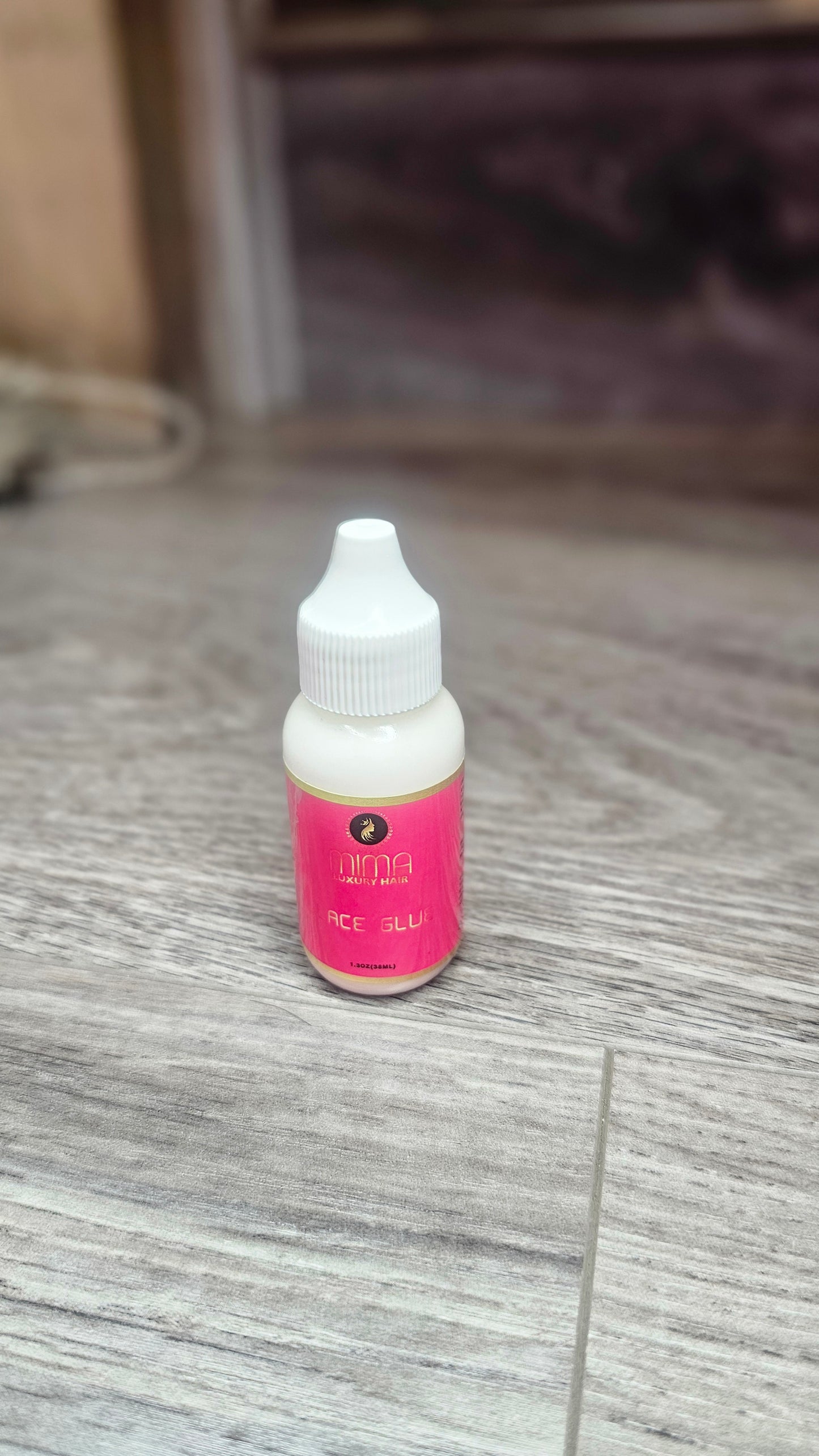 Mima Extreme Hold Lace Glue for Wigs, Waterproof, Invisible Bonding, 1.3 Ounce