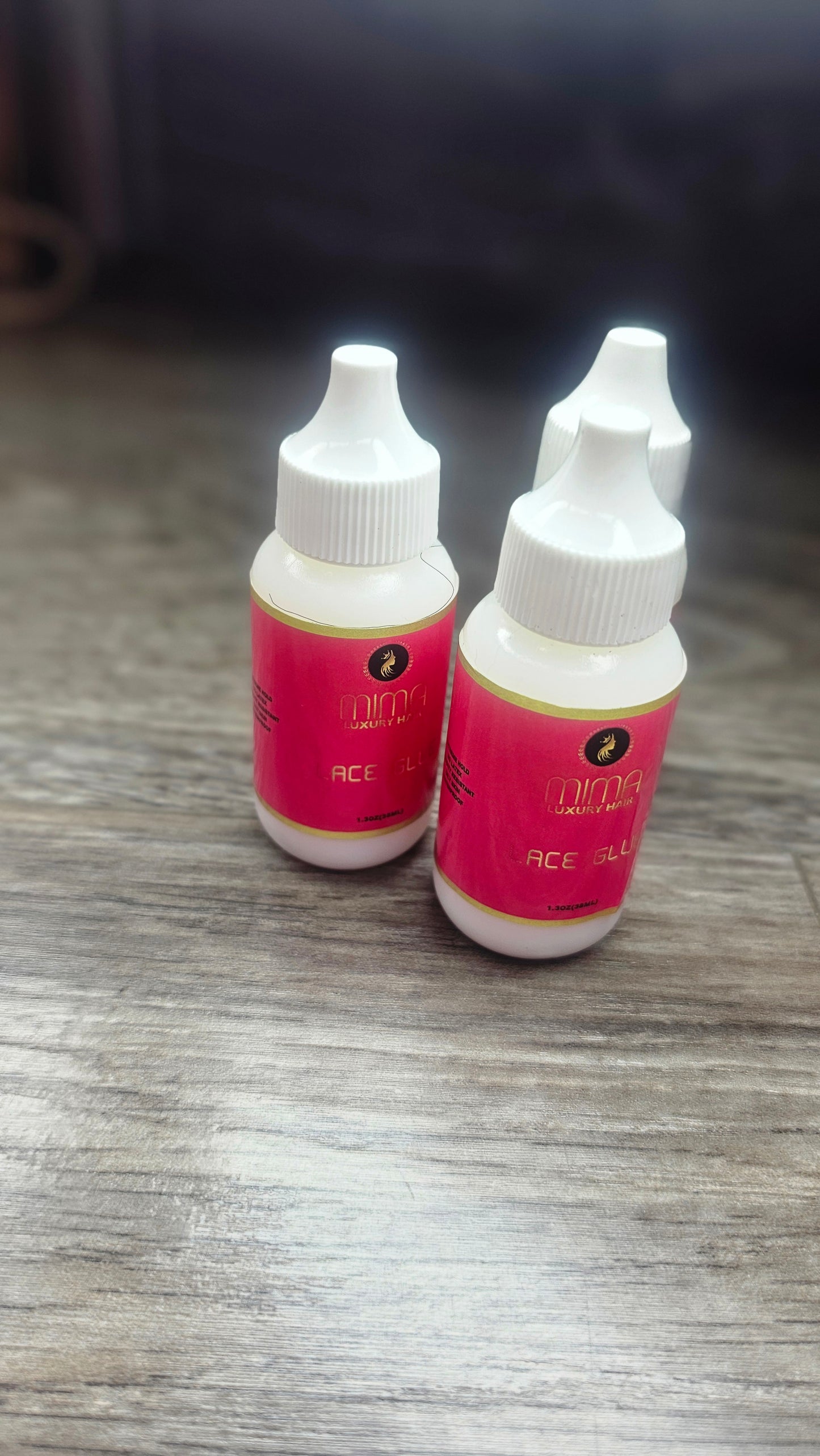 Mima Extreme Hold Lace Glue for Wigs, Waterproof, Invisible Bonding, 1.3 Ounce